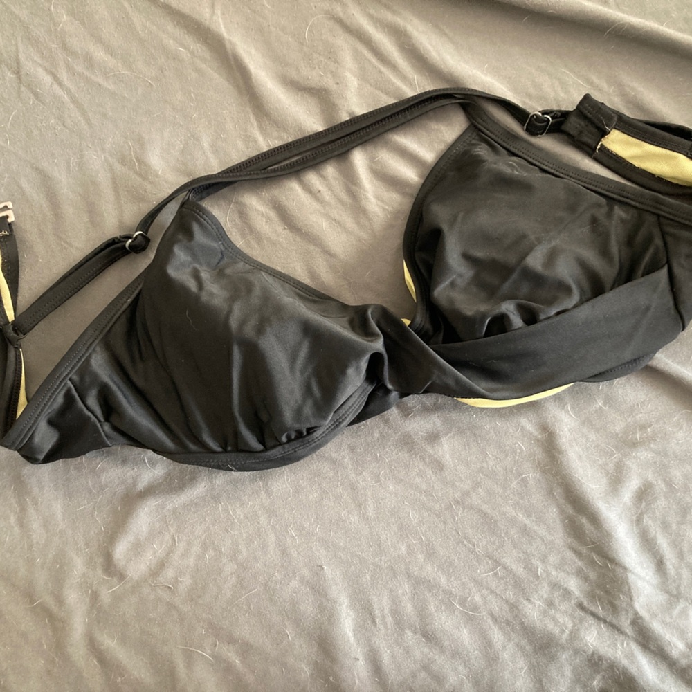 Athleta Crossback Black Bikini Top Size 36 38 B C L
